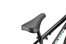 Load image into Gallery viewer, Downtown 18" Semi-Gloss Black