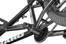 Load image into Gallery viewer, Downtown 18" Semi-Gloss Black