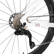Load image into Gallery viewer, AD7 105 Di2 White