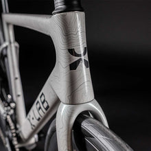 Load image into Gallery viewer, RS7 105 Di2 Angel Wing White